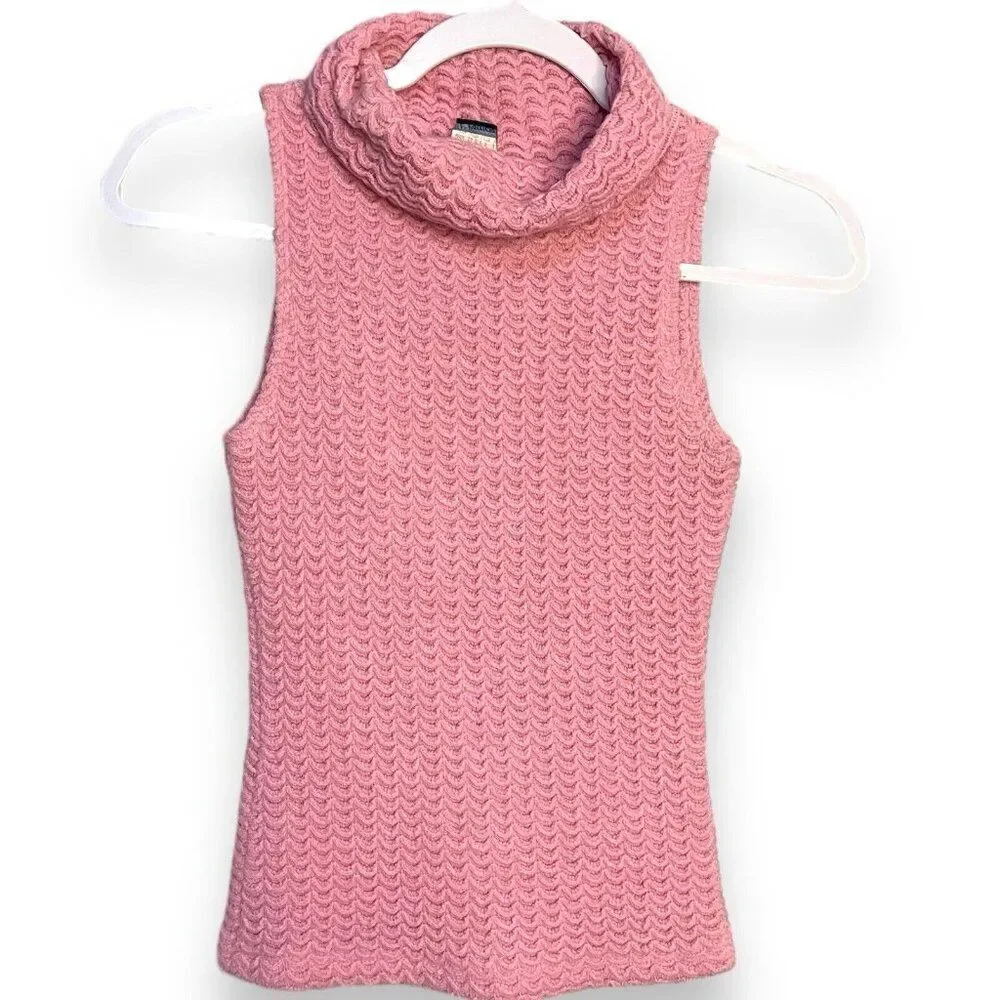 L' Patricia Turtleneck Sweater Womens Medium Pink Knit Sleeveless Barbiecore Top
